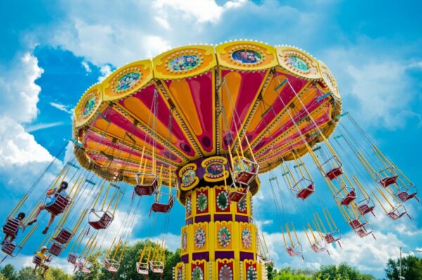 8 Amusement Park Safety Tips for Families