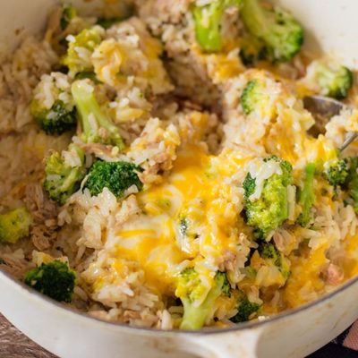 Easy Cheesy Tuna and Rice One Skillet Recipe