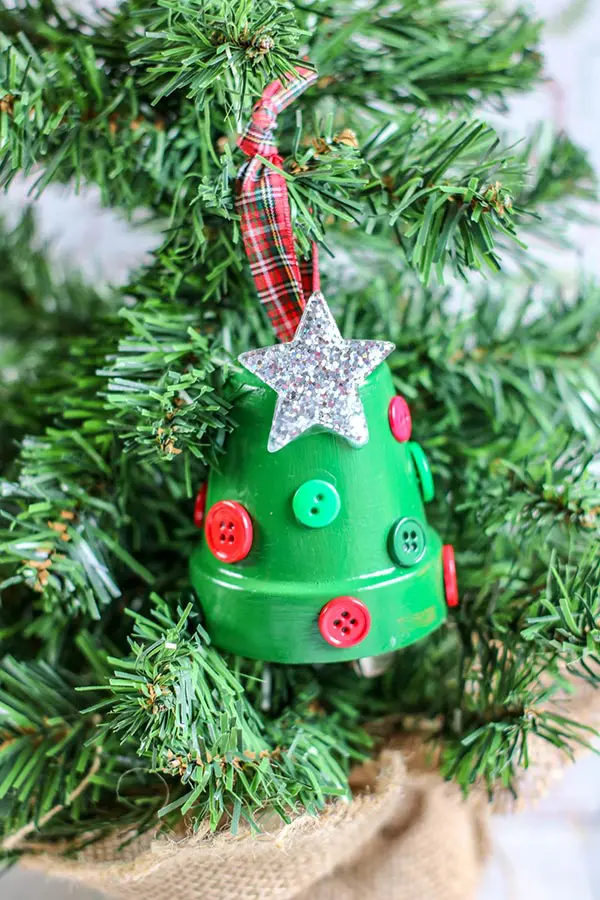 https://www.darcyandbrian.com/wp-content/uploads/2019/12/Completed-Christmas-Tree-Clay-Pot-Ornament.jpg.webp