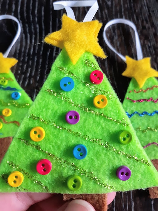 Easy No Sew Christmas Tree Felt Ornament Craft for Kids