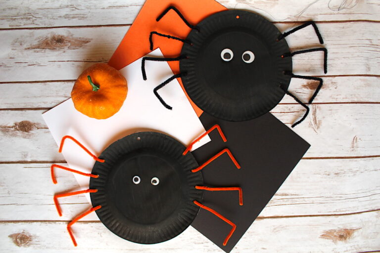 Halloween Crafts For Kindergartners | Perfect for Home & School